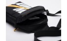 Наплечная сумка Nike цвет: Черный